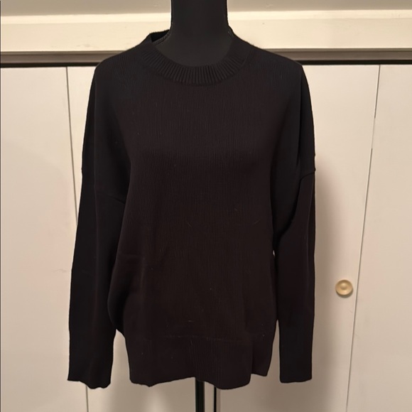 Theory Cashmere crew neck